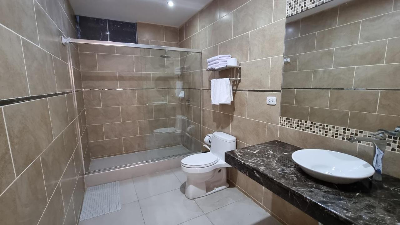 Hotel Imperio Real Трухильо Экстерьер фото
