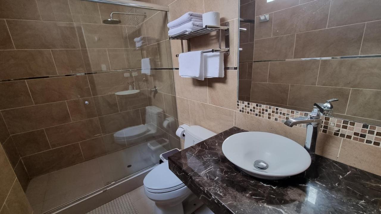 Hotel Imperio Real Трухильо Экстерьер фото