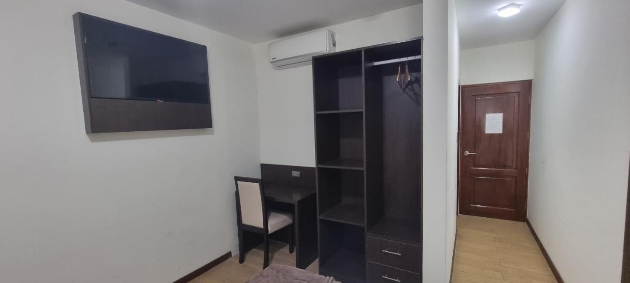 Hotel Imperio Real Трухильо Экстерьер фото