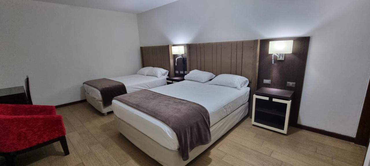 Hotel Imperio Real Трухильо Экстерьер фото